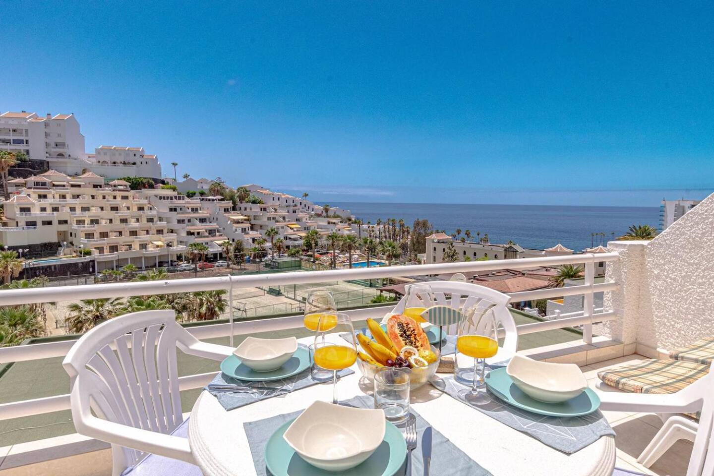 Sunny Oceanview Terrace By Dream Homes Tenerife Acantilado de los Gigantes Εξωτερικό φωτογραφία